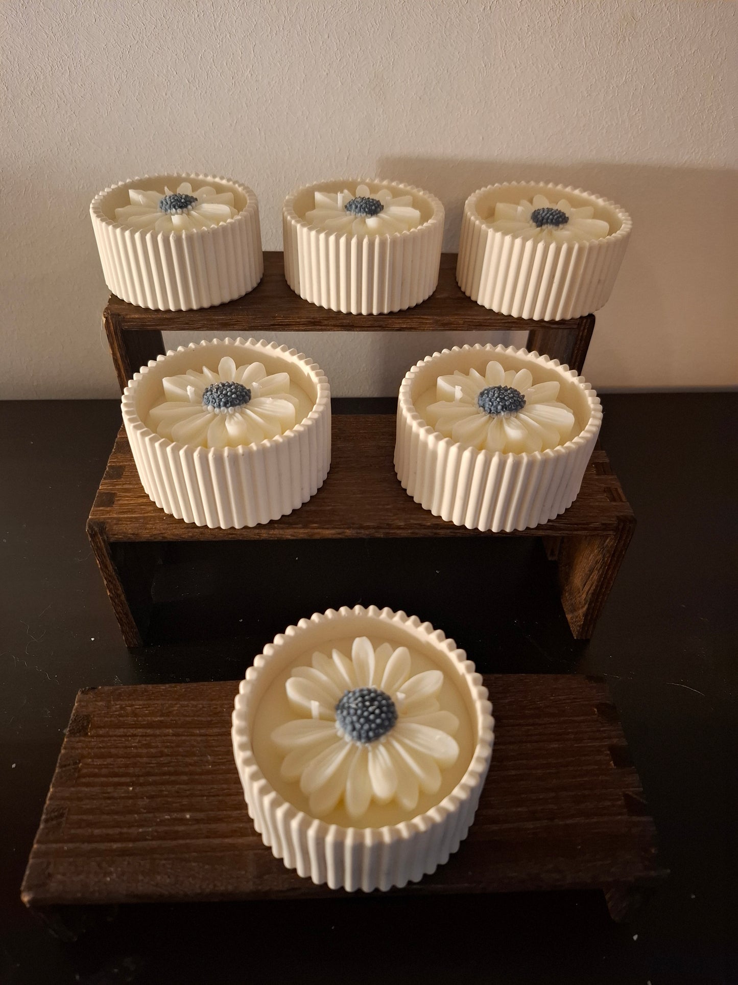 Daisy Grace-Silent Greek Bloom * Handmade Jesmonite Collection*