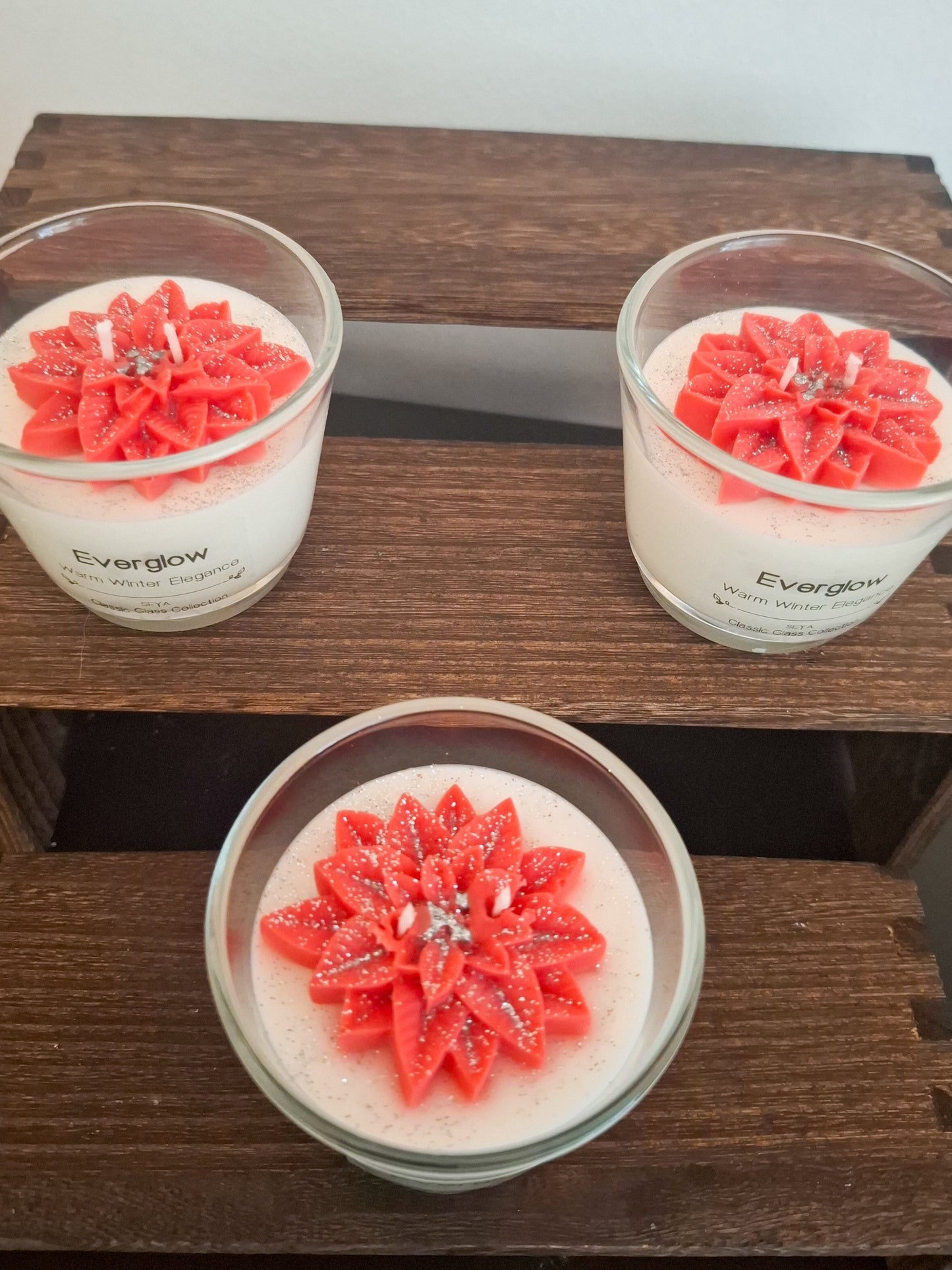 *UITVERKOCHT* Everglow (White) *Classic Glass Collection* Limited Edition Kerst