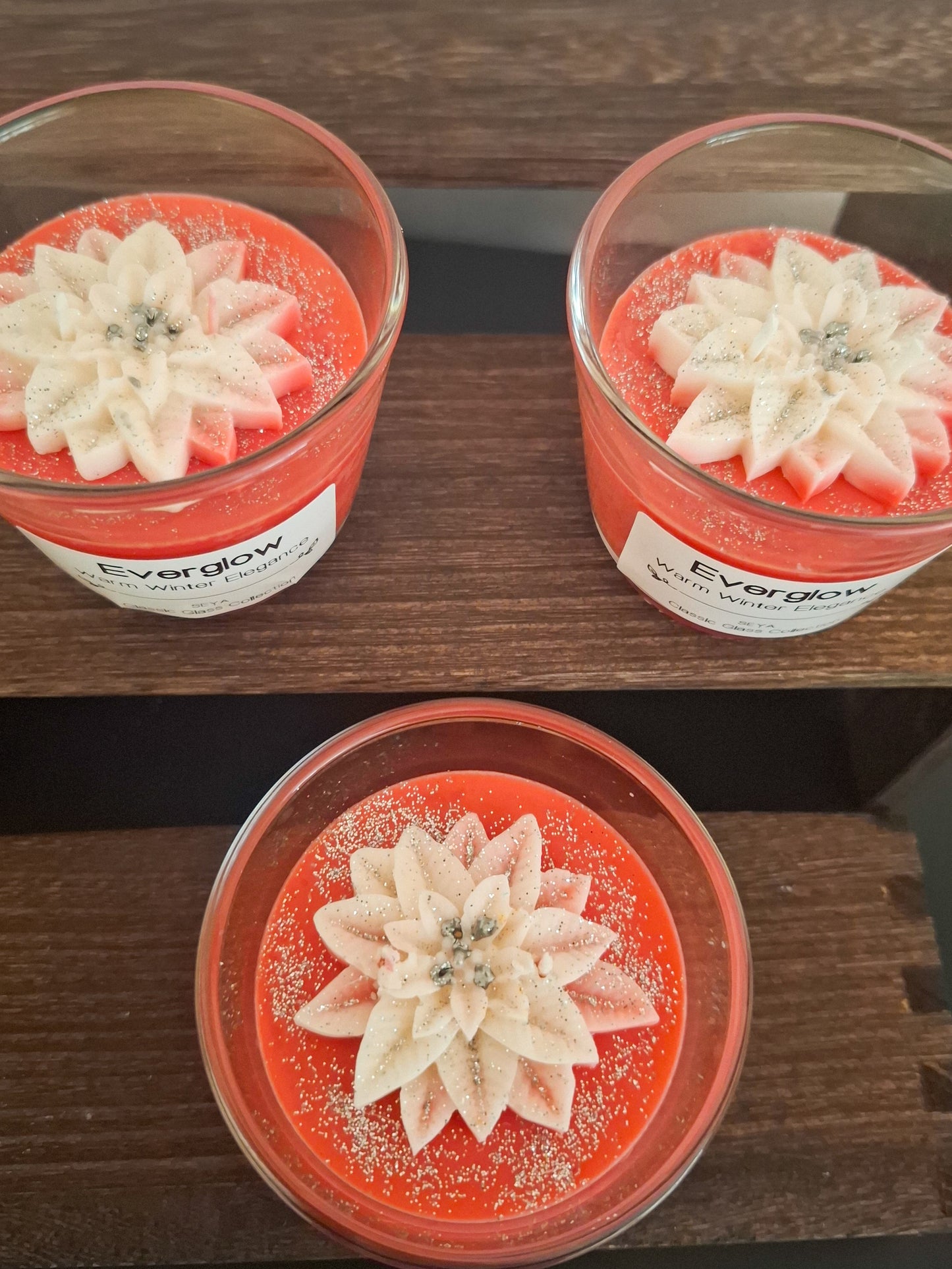 *UITVERKOCHT* Everglow (Red) *Classic Glass Collection* Limited Edition Kerst